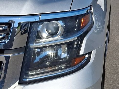 Used 2018 Chevrolet Tahoe Premier RWD image 9
