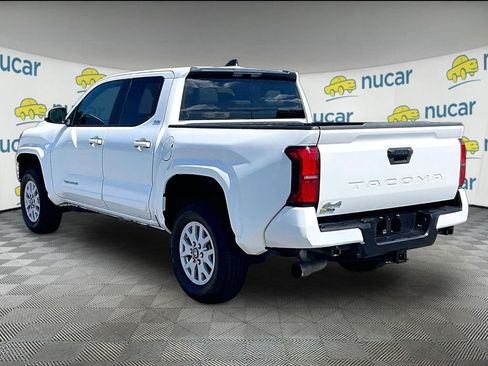 Used 2026 Toyota Tacoma SR5 AWD/4WD image 4