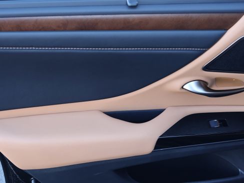 Used 2025 Lexus ES 350 Ultra Luxury image 35