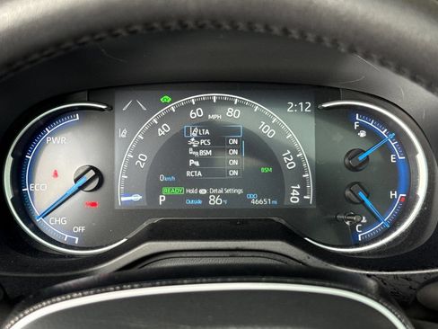 Used 2021 Toyota RAV4 Limited AWD/4WD image 25