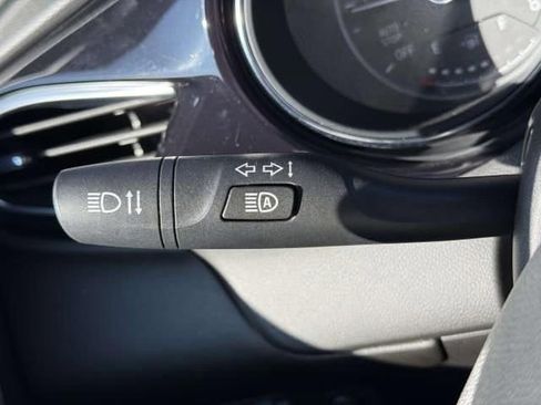 Used 2020 Buick Encore GX Select image 18