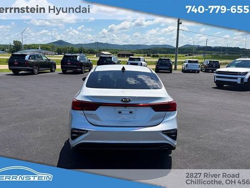 Used 2020 Kia Forte LXS FWD image 23