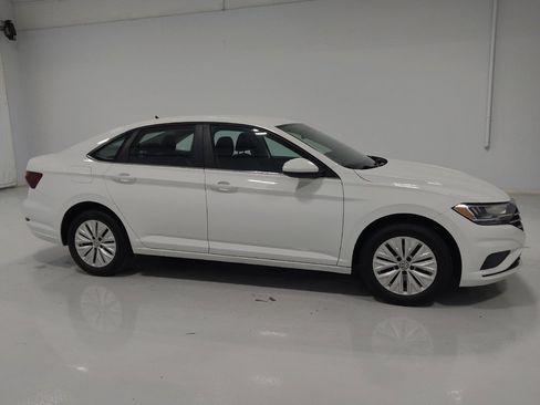 Used 2020 Volkswagen Jetta S w/ Driver Assistance Package image 11