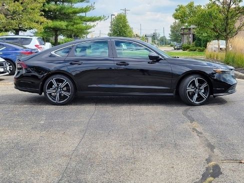 Used 2024 Honda Accord Sport image 30
