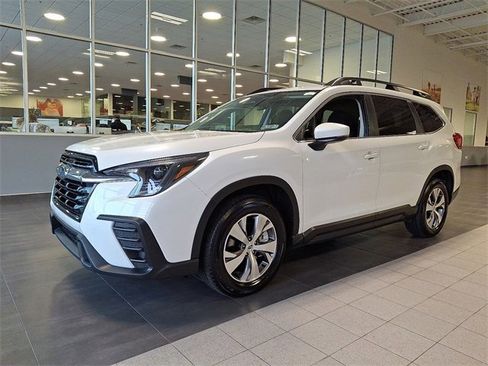 Certified 2024 Subaru Ascent Premium w/ Convenience Package image 3