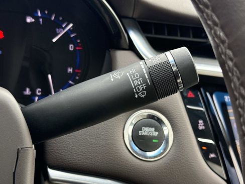 Used 2015 Cadillac XTS Luxury w/ Driver Awareness Package image 12