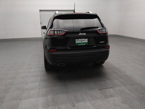 Used 2019 Jeep Cherokee Latitude w/ Popular Appearance Group FWD image 6