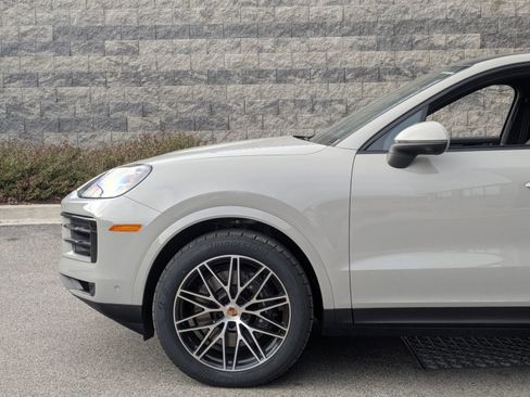 New 2026 Porsche Cayenne Coupe image 11
