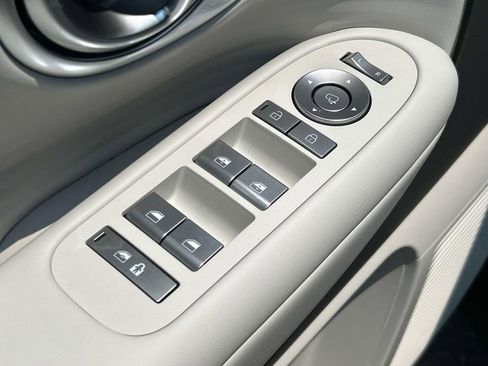 New 2026 Hyundai Ioniq 9 SEL image 18