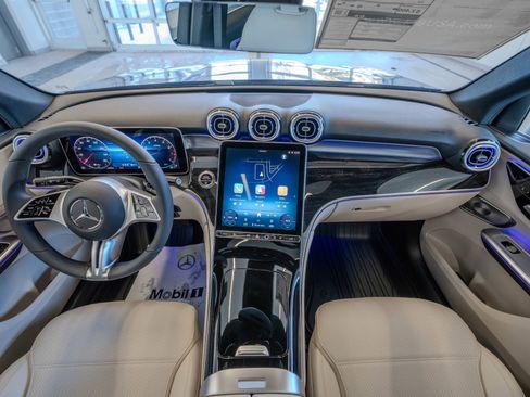 New 2026 Mercedes-Benz GLC 300 4MATIC image 8