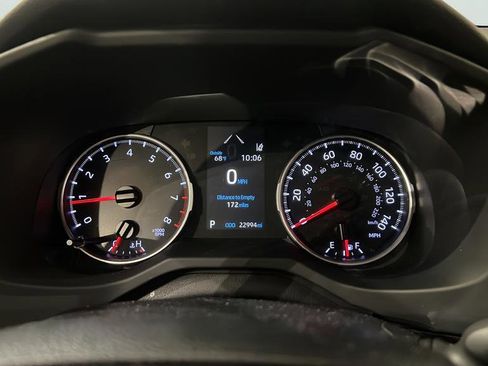 Used 2019 Toyota RAV4 LE image 29