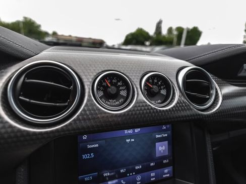 Used 2022 Ford Mustang GT Premium w/ GT Performance Package RWD image 17