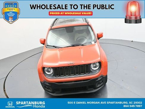 Used 2016 Jeep Renegade 75th Anniversary image 30