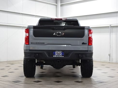 Used 2024 Chevrolet Silverado 1500 ZR2 w/ ZR2 Bison Edition AWD/4WD image 7