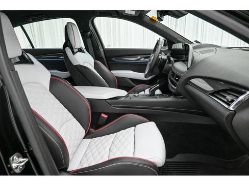 Used 2025 Cadillac CT5 V Blackwing w/ Super Cruise 1 Package RWD image 18