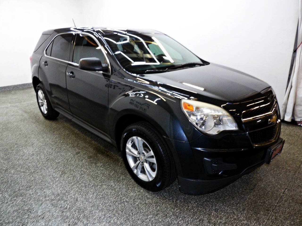 Used 2013 Chevrolet Equinox LS FWD image 3