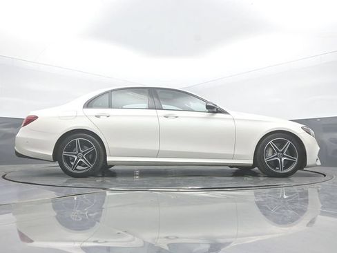 Used 2018 Mercedes-Benz E 300 4MATIC image 50