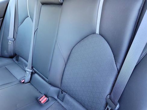 Used 2020 Toyota Camry XSE image 8