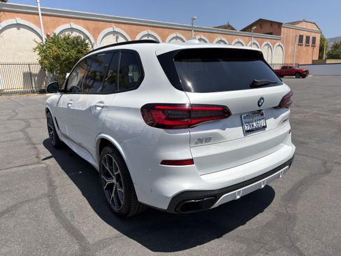 Used 2021 BMW X5 xDrive40i w/ M Sport Package AWD/4WD image 6