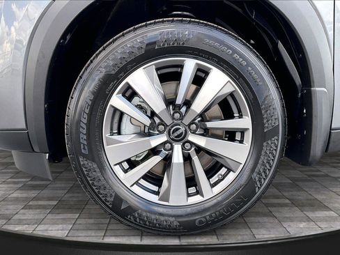 New 2026 Nissan Pathfinder SL FWD image 12