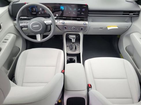 Certified 2026 Hyundai Kona SE image 9