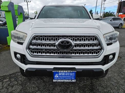 Used 2017 Toyota Tacoma TRD Off-Road w/ Tow Package RWD image 7