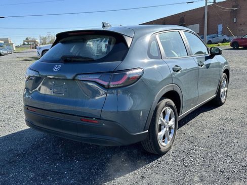 Used 2025 Honda HR-V LX image 8