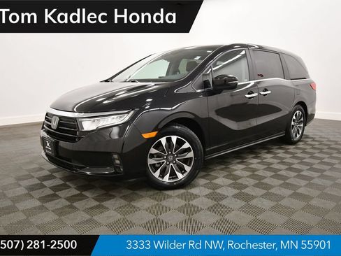 Certified 2024 Honda Odyssey EX-L image 1