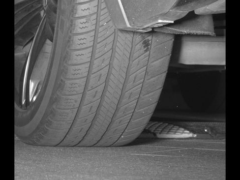 Used 2019 Volkswagen Tiguan SE image 15