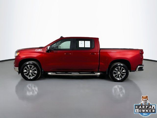 Used 2022 Chevrolet Silverado 1500 LT AWD/4WD image 9