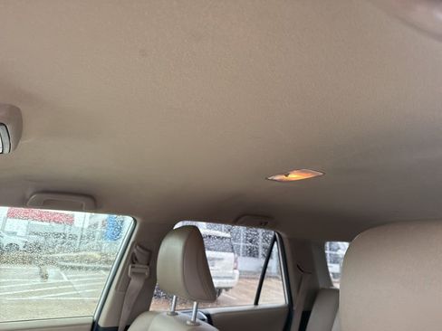 Used 2018 Toyota 4Runner SR5 Premium image 13