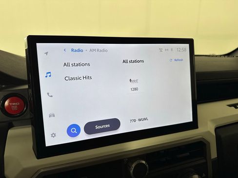 Used 2024 Toyota Tacoma TRD Off-Road image 23