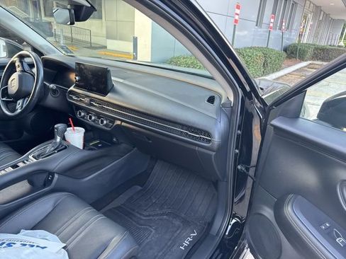 Used 2025 Honda HR-V EX-L image 13