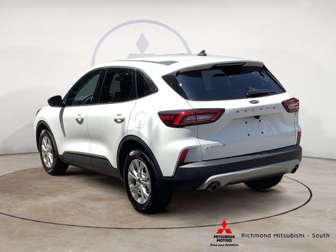 Used 2023 Ford Escape Active FWD image 5