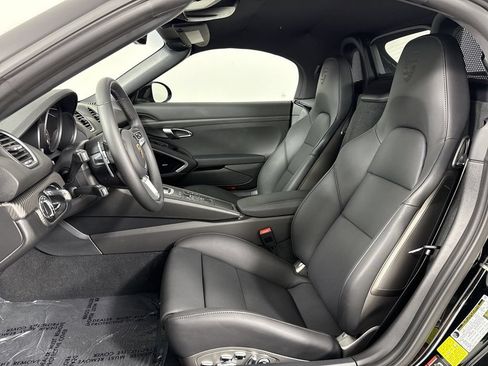 Certified 2025 Porsche 718 Boxster GTS RWD image 5