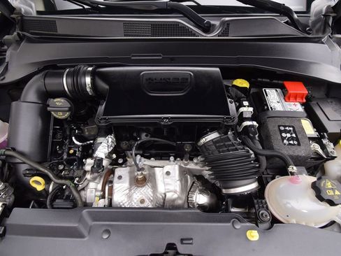 Certified 2023 Jeep Compass Latitude w/ Convenience Group image 28