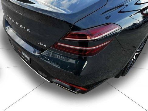 Used 2022 Genesis G70 2.0T w/ Prestige Package AWD/4WD image 13