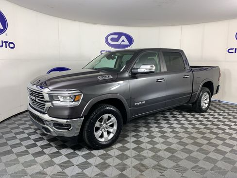 Used 2019 RAM 1500 Laramie AWD/4WD image 6