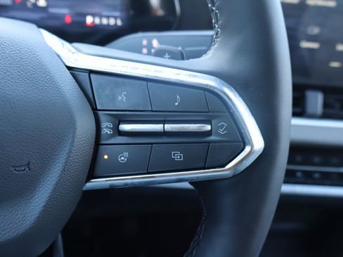 New 2026 Chevrolet Equinox LT image 8