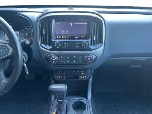 Used 2021 Chevrolet Colorado Z71 image 12