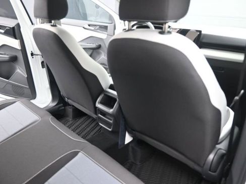 New 2026 Volkswagen Taos S image 14