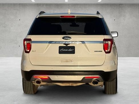 Used 2016 Ford Explorer XLT w/ Equipment Group 201A image 15