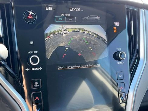 Used 2023 Subaru Outback Premium image 32