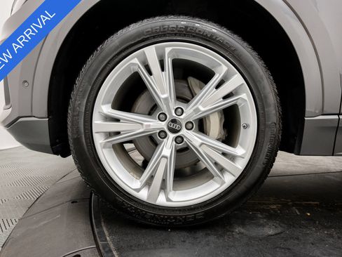 Used 2023 Audi Q8 Premium Plus w/ Premium Plus Package AWD/4WD image 28