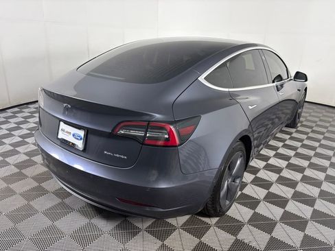 Used 2019 Tesla Model 3 Performance image 7