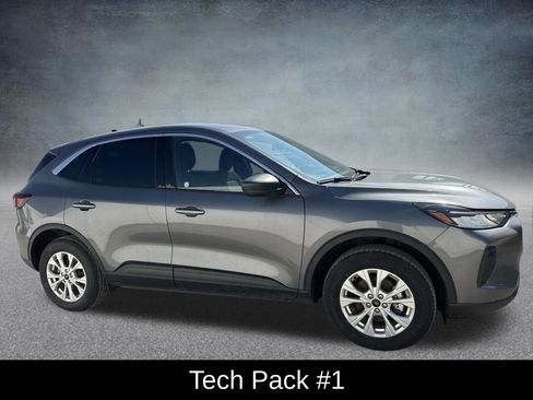 Used 2024 Ford Escape Active w/ Tech Pack #1 AWD/4WD image 7
