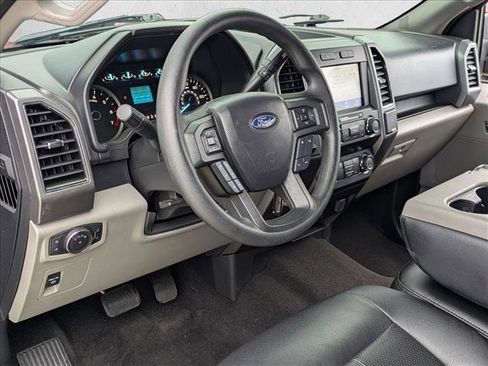 Used 2020 Ford F150 XLT image 10