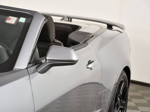 Used 2020 Chevrolet Camaro LT image 16