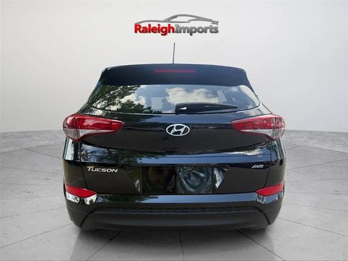 Used 2017 Hyundai Tucson SE AWD/4WD image 7