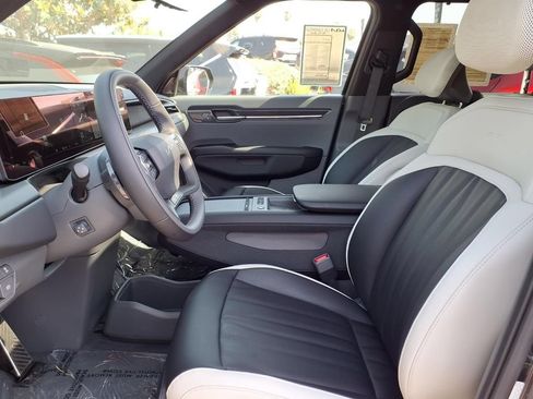 Used 2026 Kia EV9 GT-Line AWD/4WD image 8